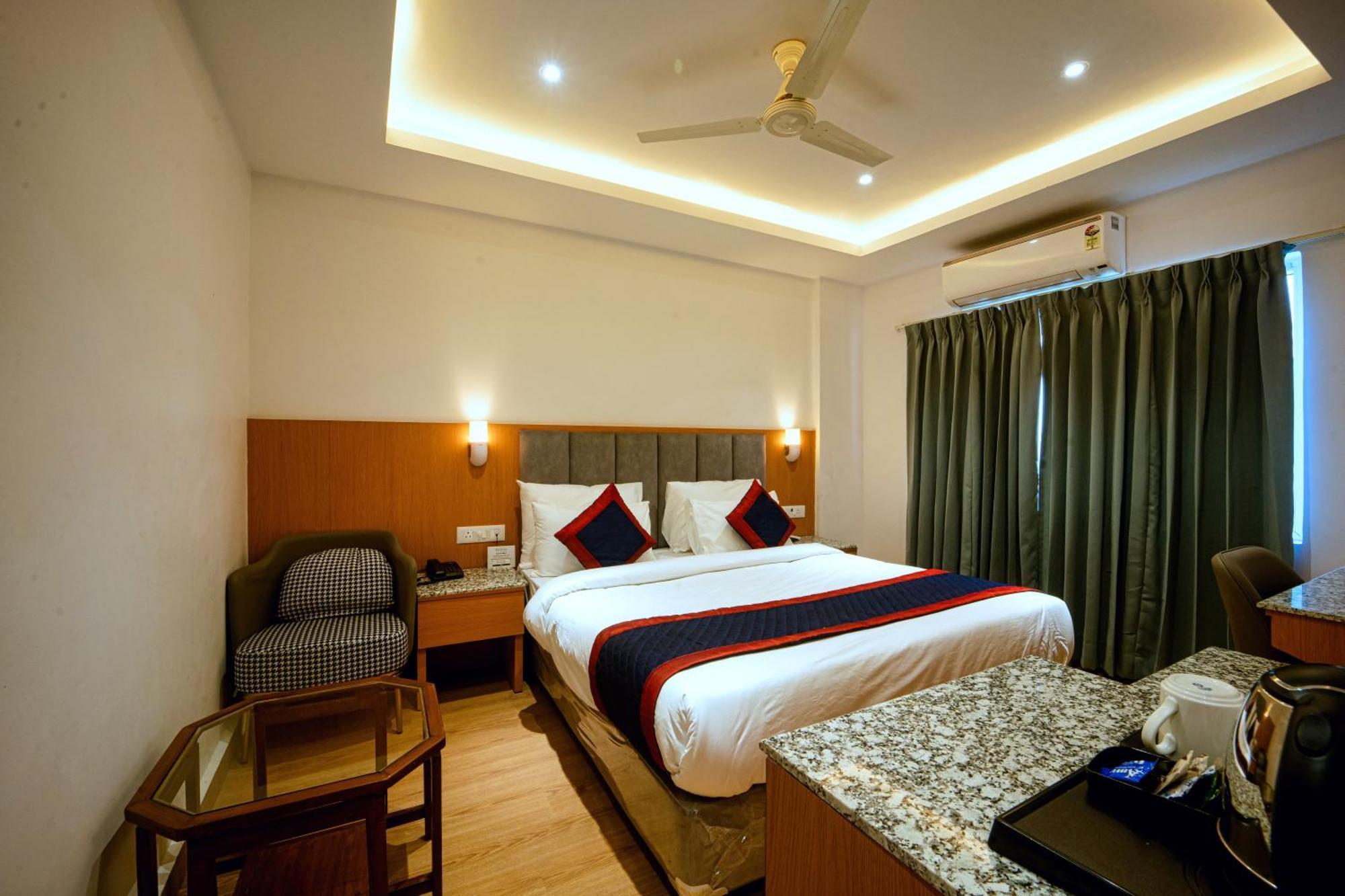 Hotel Grand Legacy Beacon, Dehradun Extérieur photo