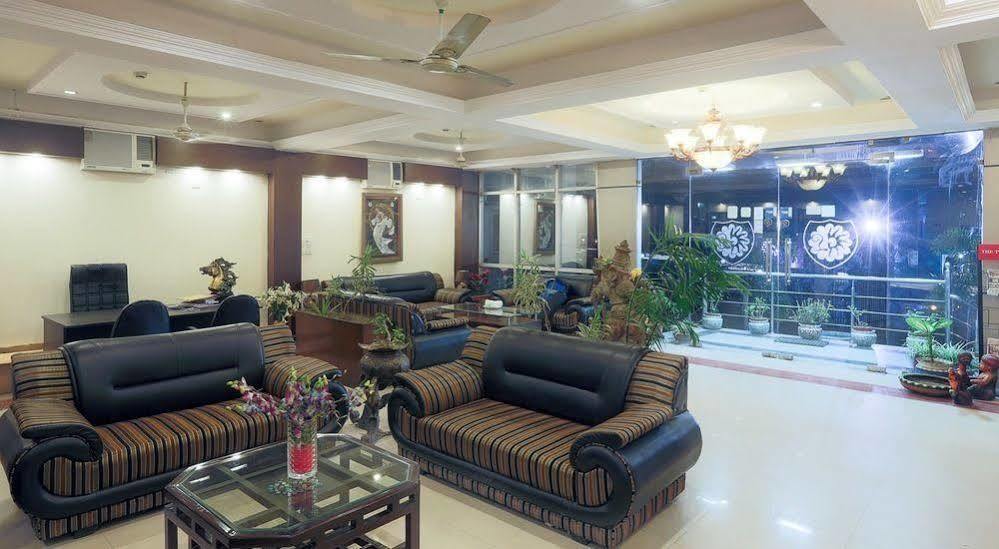 Hotel Grand Legacy Beacon, Dehradun Extérieur photo