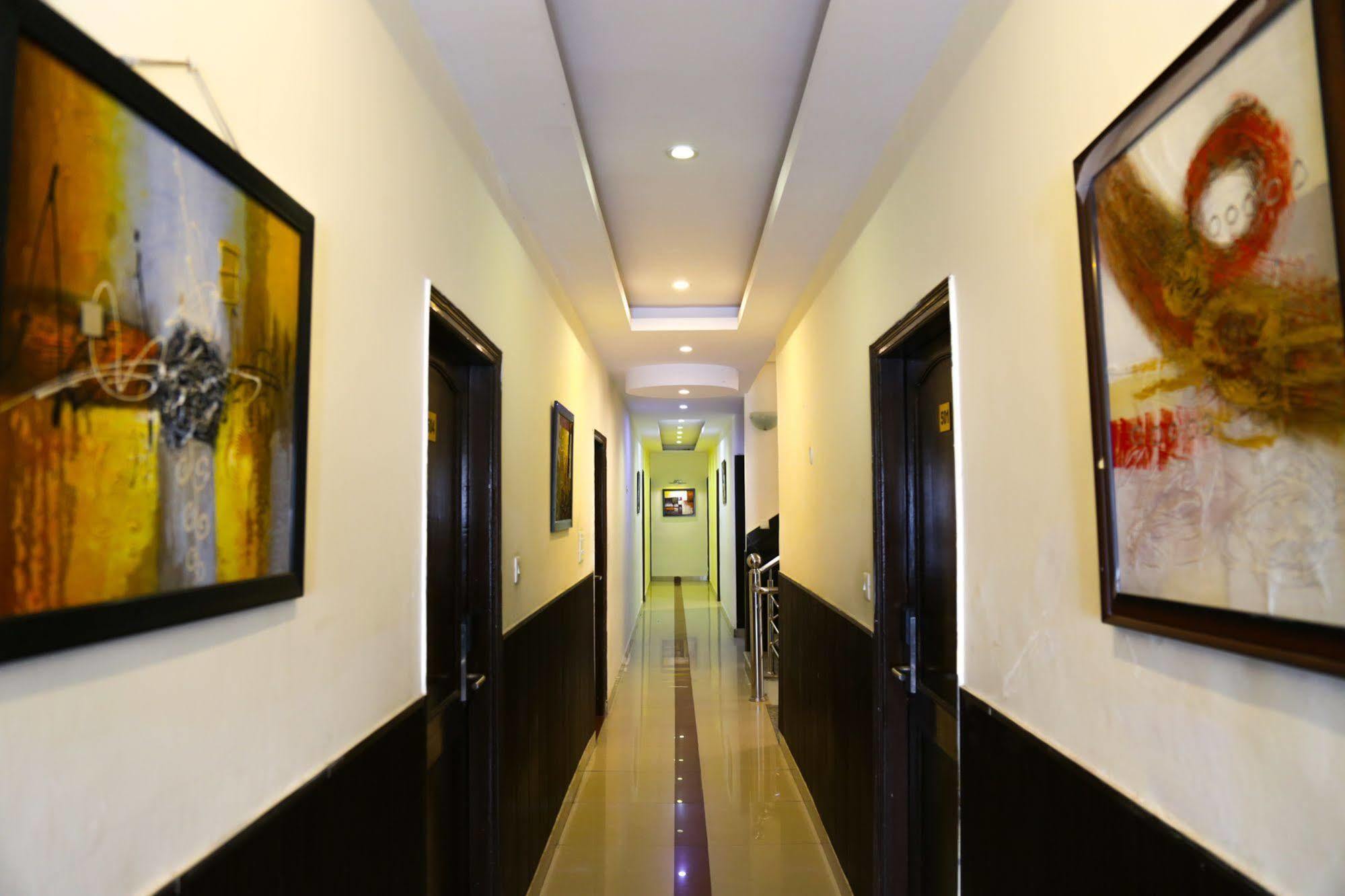 Hotel Grand Legacy Beacon, Dehradun Extérieur photo
